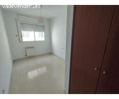 PISO DE ALQUILER EN SALOU CENTRO 4 HABITACIONES CON PARKING INCLUIDO Y PISCINA COMUNITARIA