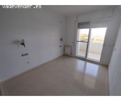 PISO DE ALQUILER EN SALOU CENTRO 4 HABITACIONES CON PARKING INCLUIDO Y PISCINA COMUNITARIA