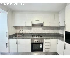 Piso en Venta en Valencia de las Torres, Valencia