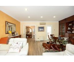 Casa en Rambla Sant Juan con local de 270 m2