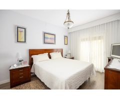 Casa en Rambla Sant Juan con local de 270 m2