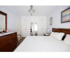 Casa en Rambla Sant Juan con local de 270 m2