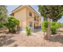 Cortijo en Baza