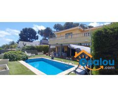 Chalet Independiente con Piscina !!!