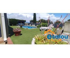 Chalet Independiente con Piscina !!!