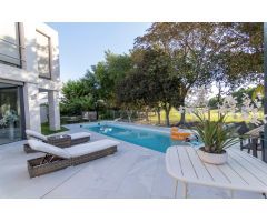 Impecable villa en playa San Juan