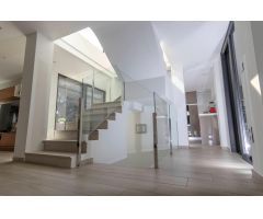 Impecable villa en playa San Juan