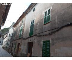 CASA CENTRO ALCUDIA CON POSIBILIDAD LOCAL COMERCIAL
