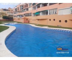 BONITO BAJO DE 2 DORMITORIOS, GARAJE Y PISCINA EN AGUADULCE NORTE