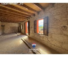 Solar con Proyecto de Edificación en Caimari.