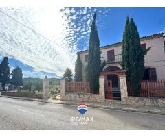 Solar con Proyecto de Edificación en Caimari.
