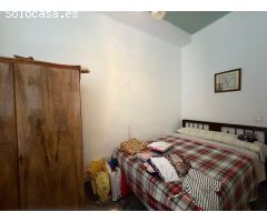 EXCELENTE CASA ESQUINERA EN EL CENTRO DE CHESTE