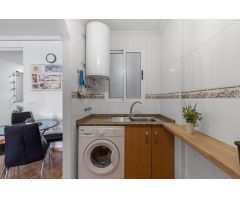 Estudio en Torrevieja con piscina comunitaria