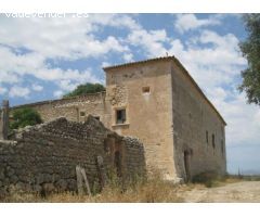 Autentica posesion mallorquina  con luz electrica y pozo