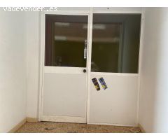 LOCAL EN ALQUILER CERCA DE ESTADIO DE LA CERÁMICA