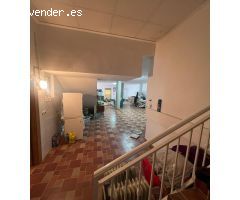 PRECIOSA VIVIENDA Y GIGANTESCO BAJO
