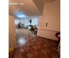 PRECIOSA VIVIENDA Y GIGANTESCO BAJO