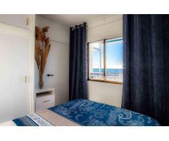 Atico elegante y con estilo único y con espectaculares vistas panorámicas a la playa de la Mata