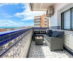 Atico elegante y con estilo único y con espectaculares vistas panorámicas a la playa de la Mata