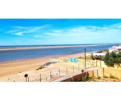 MARAVILLOSA VIVIENDA CON VISTAS AL MAR