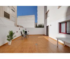 Apartamento reformado con terraza 45 m2
