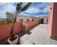 VILLA INDEPENDIENTE DE 5 DORMITORIOS EN PLAYA FLAMENCA Alicante (Costa Blanca)