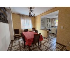 Chalet independiente en venta con sauna, gimnasio y piscina privada