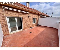 Ático dúplex con dos terrazas y piscina comunitaria en Paiporta
