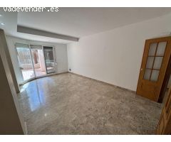 Planta baja con dos terrazas, vestidor y plaza de garaje en Valterna