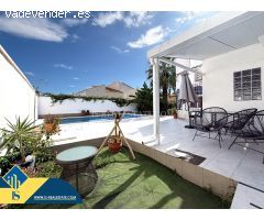 Bellísima Villa Mediterránea con 555 metros de parcela + Piscina privada