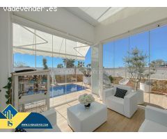 Aguas Nuevas! Fantastica Villa (año 2020) Con amplia parcela y preciosa piscina privada