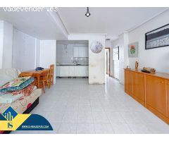 Oferta por tiempo limitado! Amplio estudio en el corazon de Torrevieja con 2 piscinas comunitarias