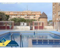Oferta por tiempo limitado! Amplio estudio en el corazon de Torrevieja con 2 piscinas comunitarias