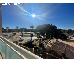 ACOGEDOR APARTAMENTO CON VISTAS A LA PISCINA EN GUARDAMAR DEL SEGURA