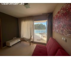 ACOGEDOR APARTAMENTO CON VISTAS A LA PISCINA EN GUARDAMAR DEL SEGURA