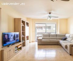 Apartamento en el centro de Torrevieja con balcón y a 10 minutos de la playa