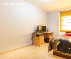 Apartamento en el centro de Torrevieja con balcón y a 10 minutos de la playa