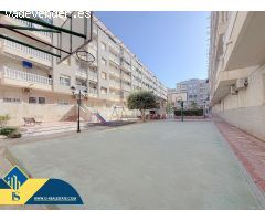 Espectacular estudio con licencia turística en urbanización exclusiva con piscina (600 mts playa)