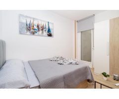 Apartamento Reformado de 2 habitaciones en Residencial El Puerto II