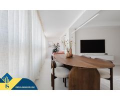 INCREÍBLE APARTAMENTO A PIE DE PLAYA, TOTALMENTE REFORMADO!