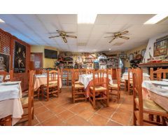 traspaso ( 55.000€ ) o venta (  300.000€ )  bar restaurante en Santa Fe, por jubilación