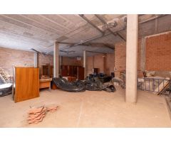 Local comercial junto centro de salud de Armilla