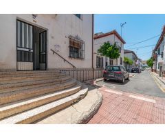 BONITA CASA EN EL BARRIO DE SAN ILDEFONSO JUNTO CERVEZAS ALHAMBRA