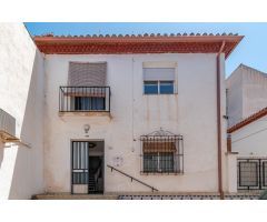 BONITA CASA EN EL BARRIO DE SAN ILDEFONSO JUNTO CERVEZAS ALHAMBRA