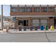 Local comercial en Venta en Cenes de la Vega, Granada