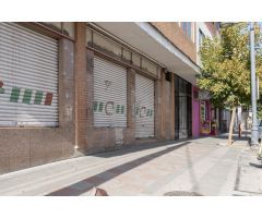 Local comercial en Venta en Cenes de la Vega, Granada