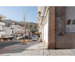 Local comercial en Venta en Cenes de la Vega, Granada