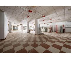 Local comercial en Venta en Cenes de la Vega, Granada