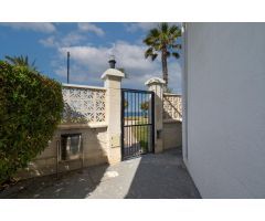 Apartamento en Mayorazgo II, primera linea de playa