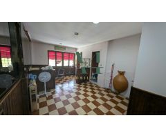 Local en Venta en el Corazón de Cáceres - Oportunidad Única